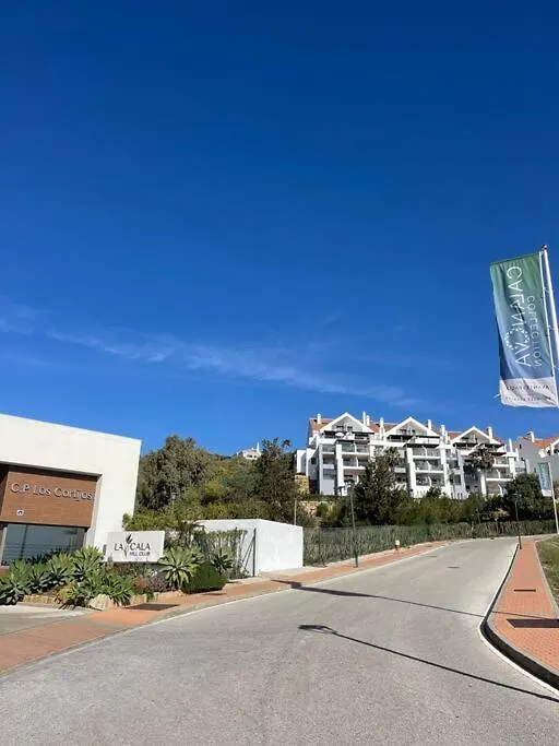 Golf, Sea And Mountain Views Apartment La Cala De Mijas